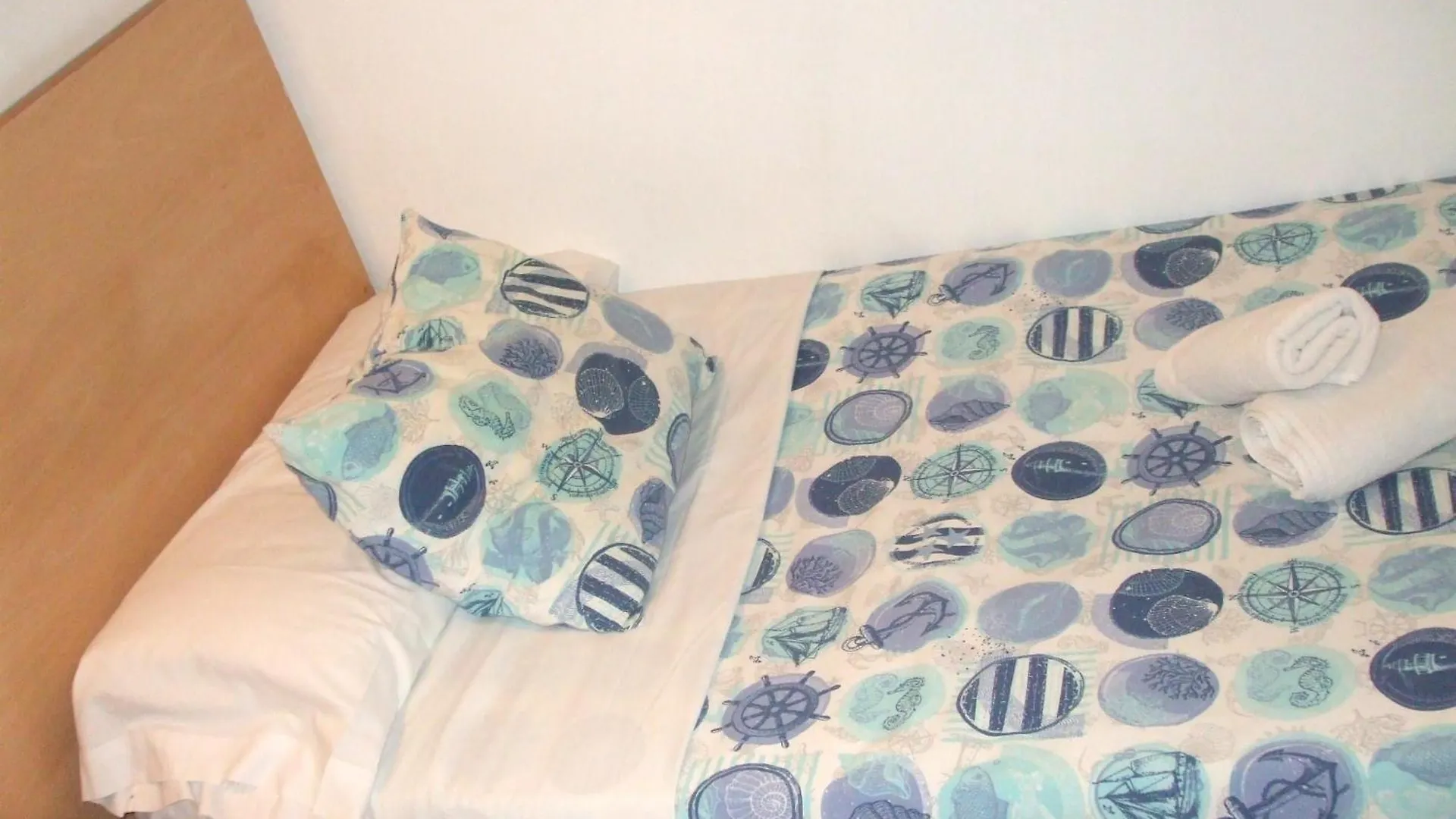 Hostal Felipe 2 Barcelona Guest house