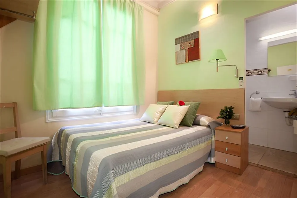 Hostal Felipe 2 Barcelona 2*,